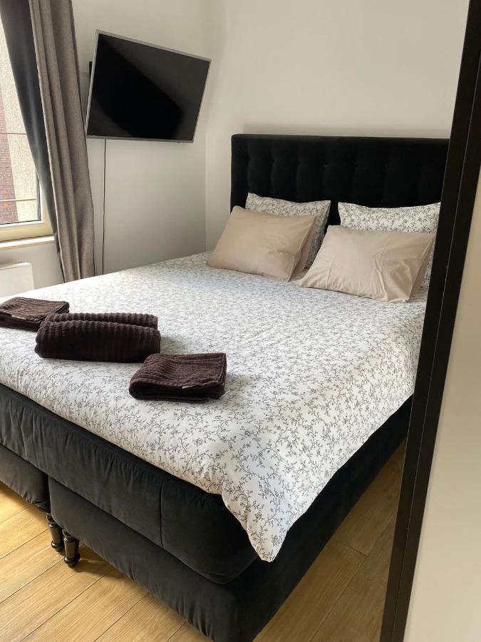 Louise 45 Blue Apartment Брюксел Екстериор снимка
